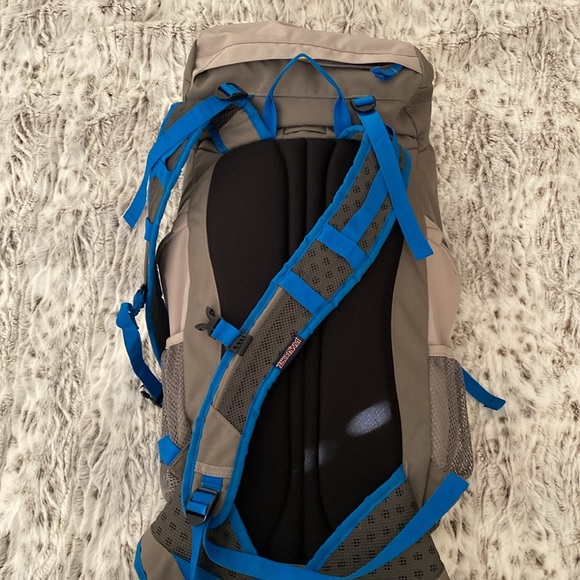 Jansport Hiking Backpack - Picture 7 of 8